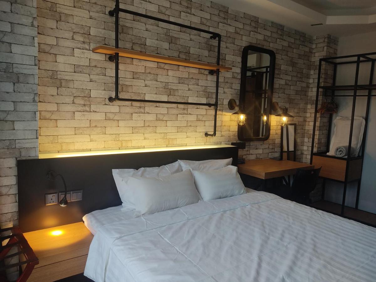 Exclusive Business Suite @ M Summit 191 George Town Exterior foto
